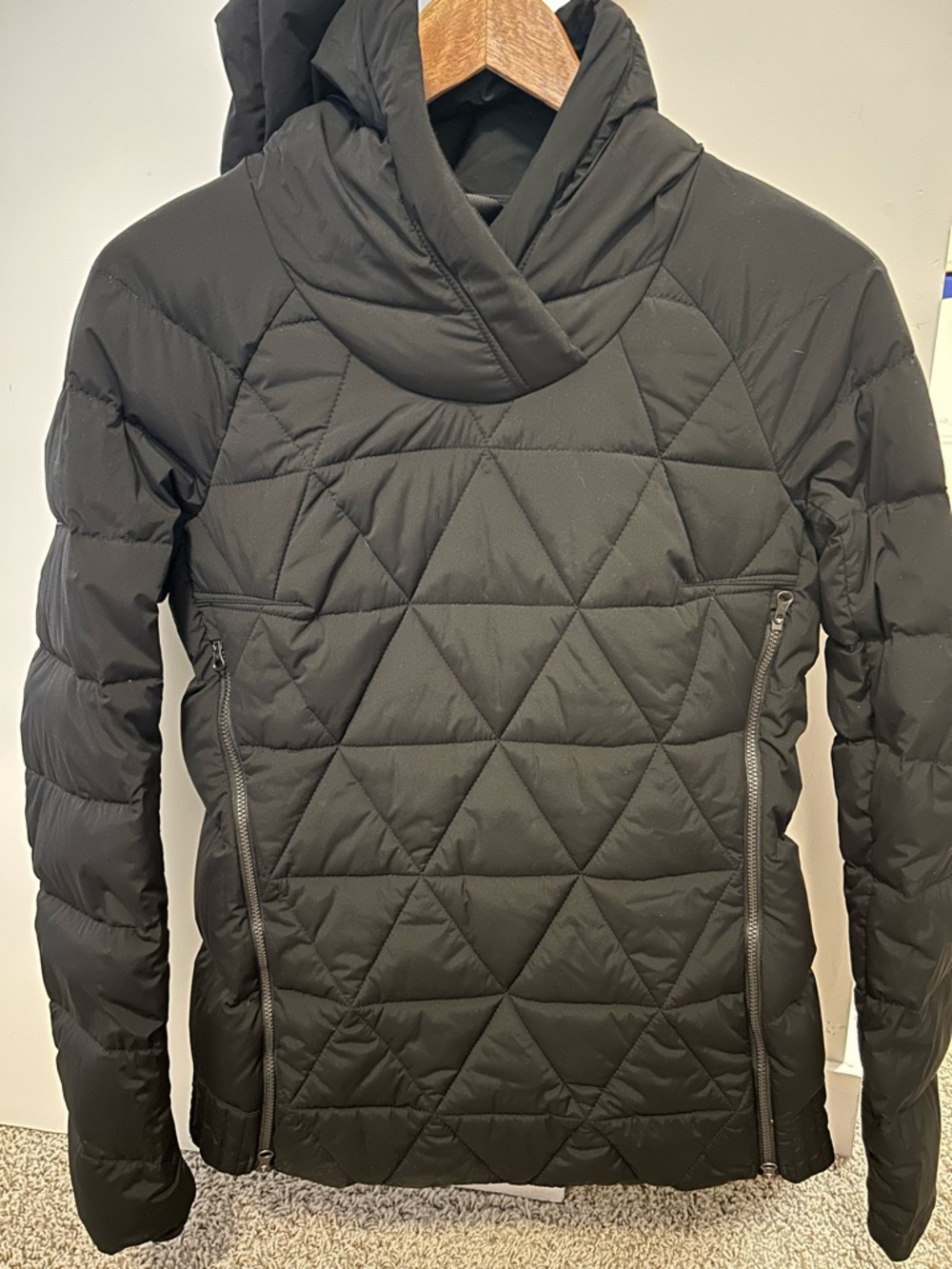 Lululemon fluffed up pullover jacket - Picture 1 of 3